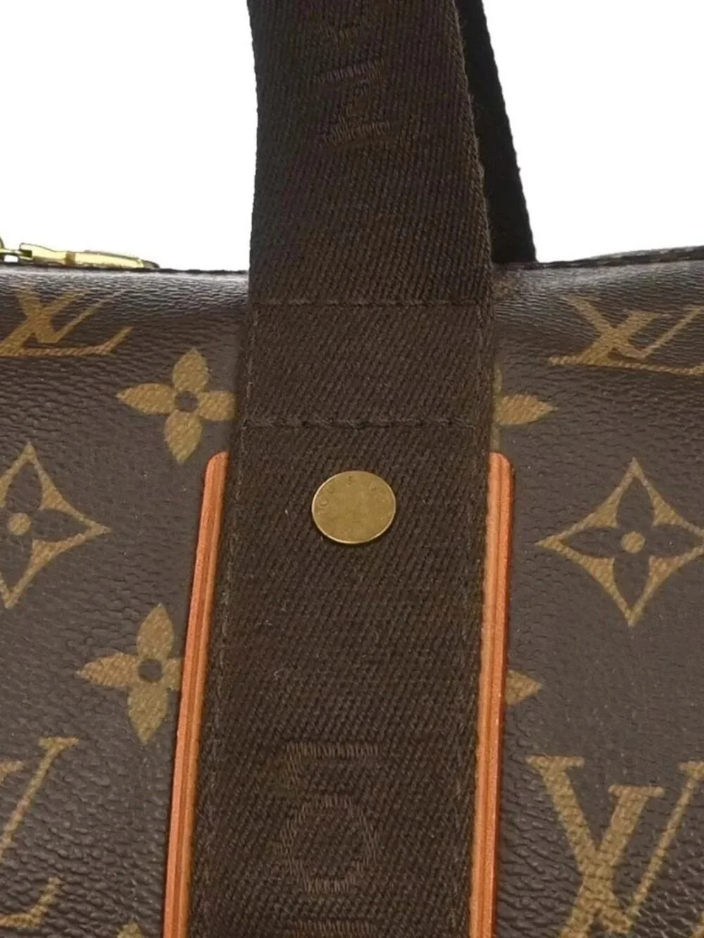 Louis Vuitton outside 	a
